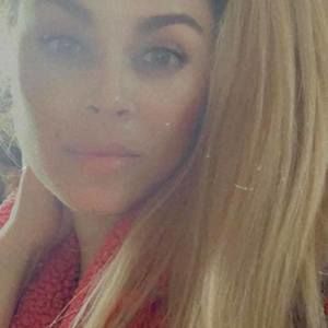 Meet your Posher, Karla